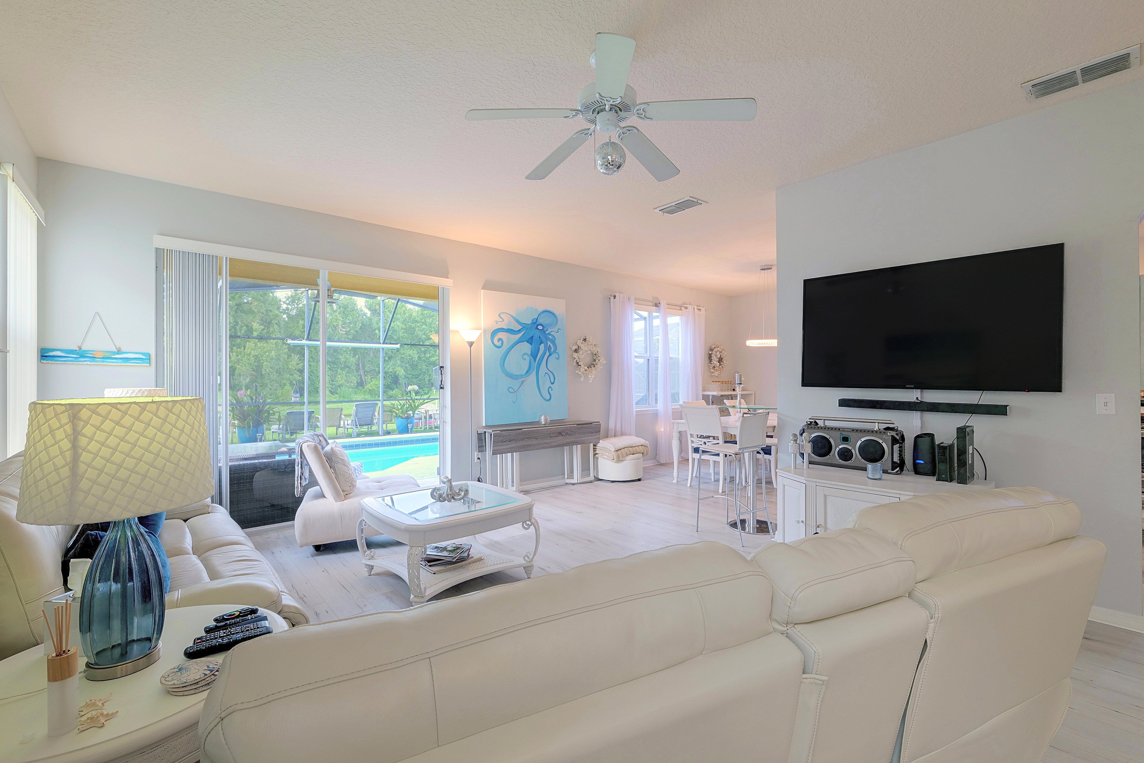 Living Room | 1st Floor