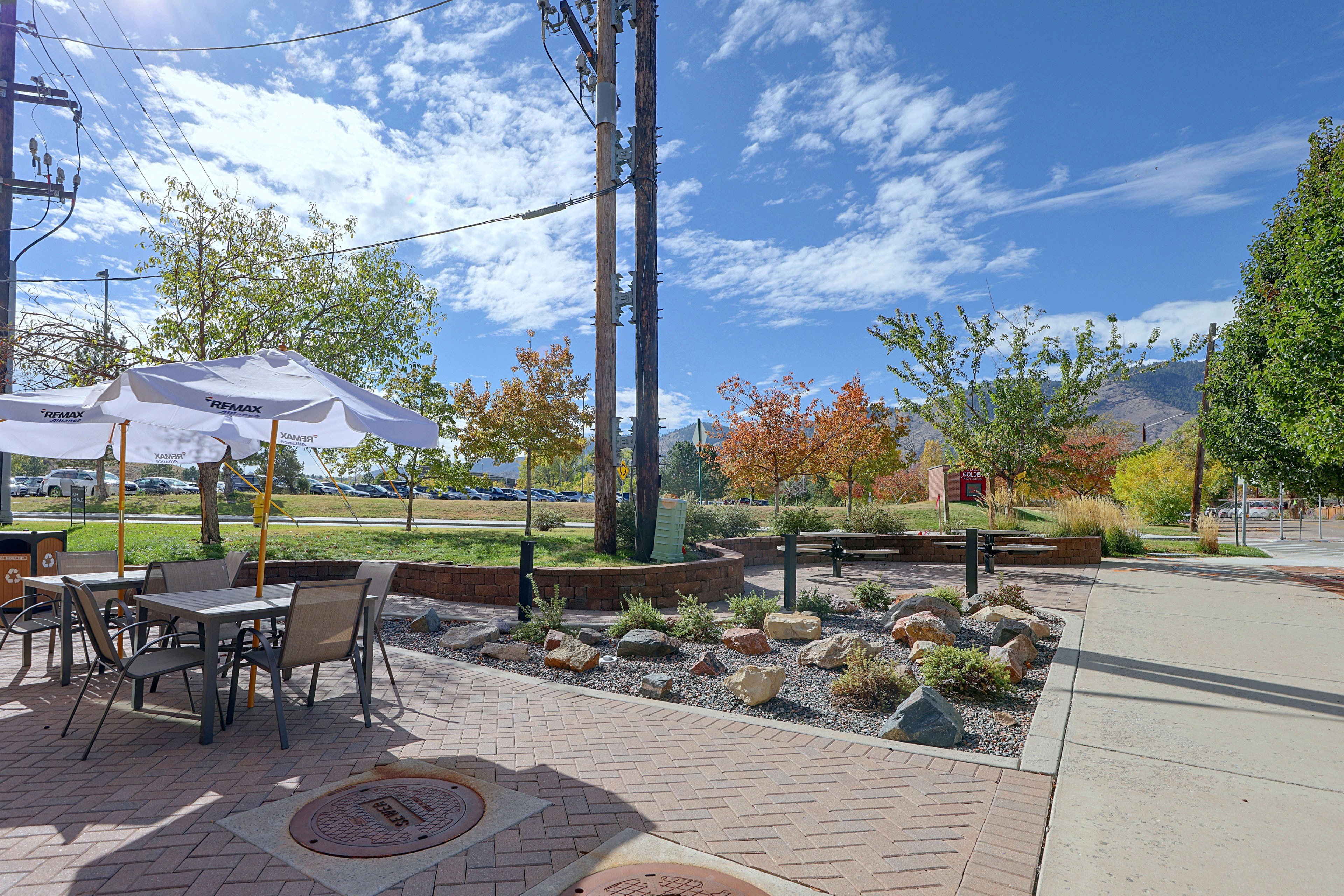 Communal Picnic Tables | Mountain Views