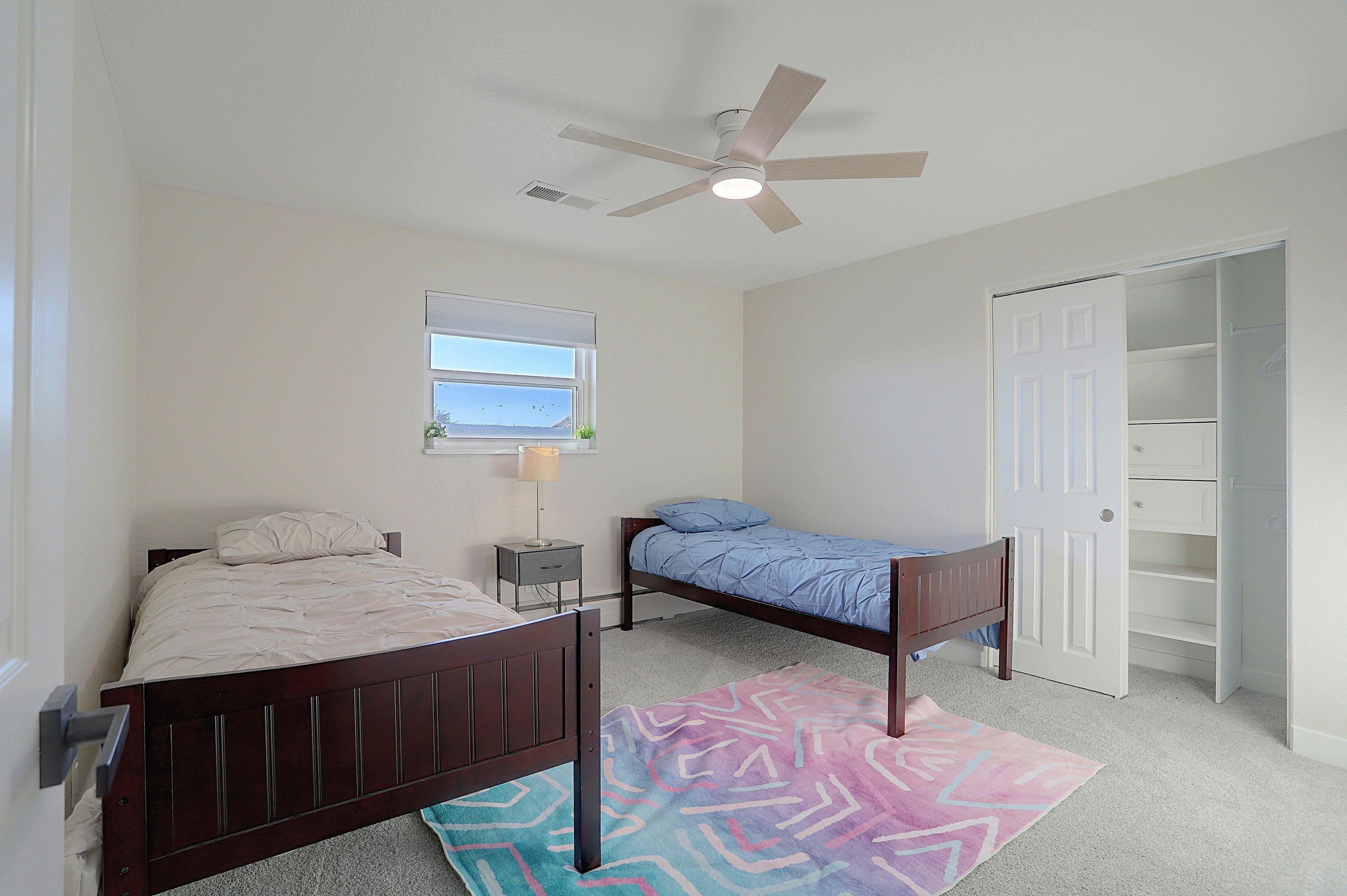 Bedroom | 2 Twin Beds | Main Floor