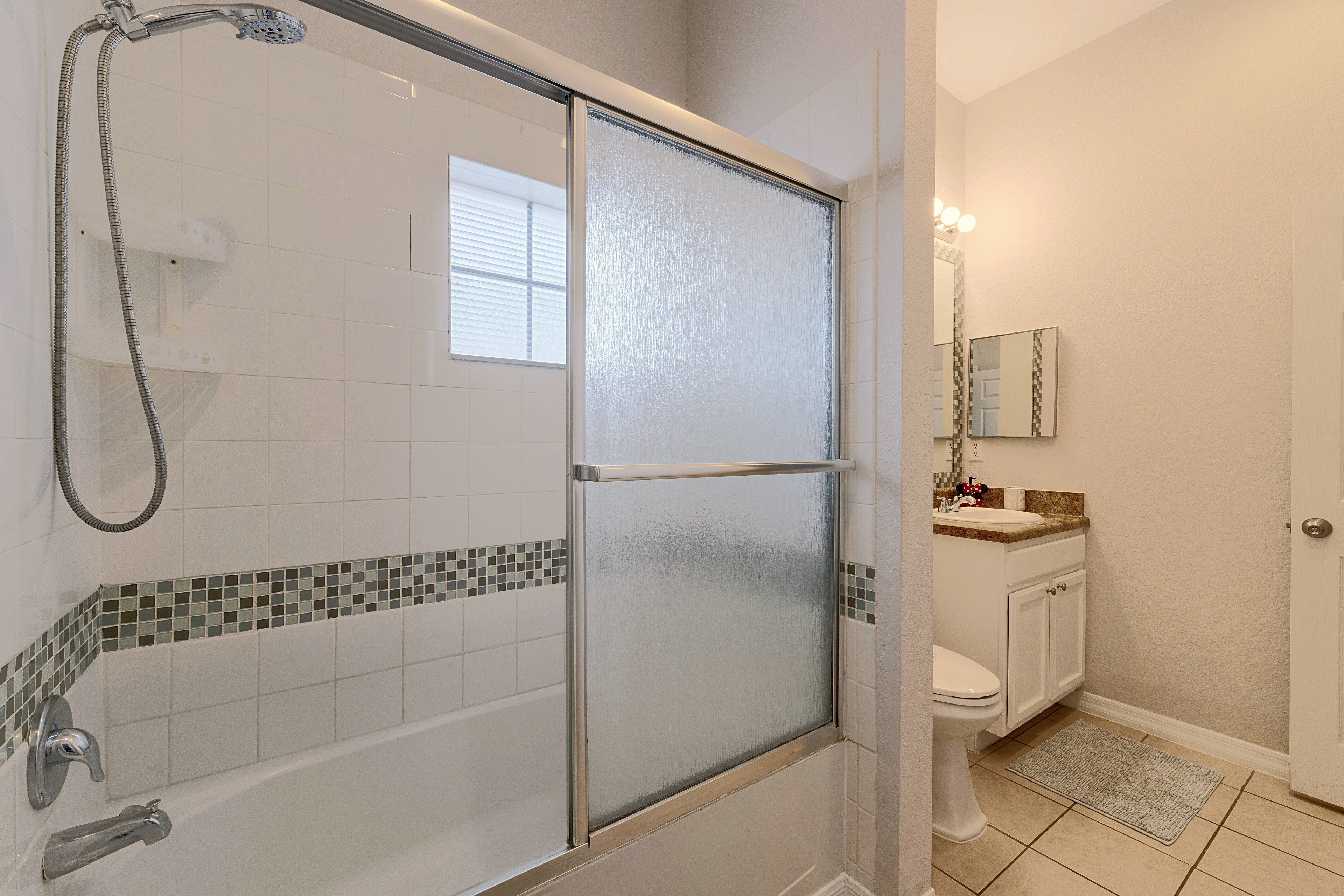 En-Suite Bathroom