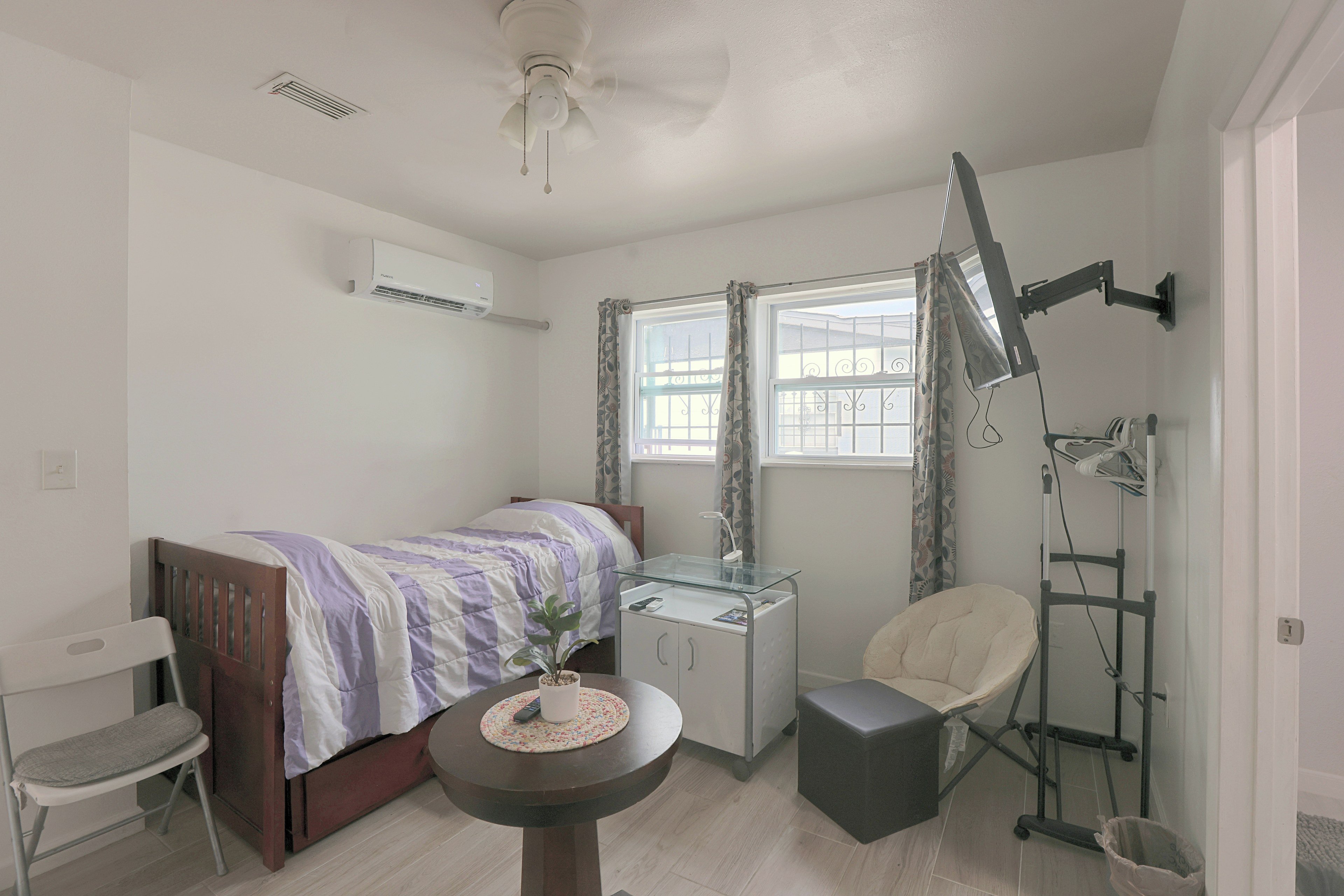 Orlando Vacation Rental | Studio | 1BA | 1,300 Sq Ft | Step-Free Access