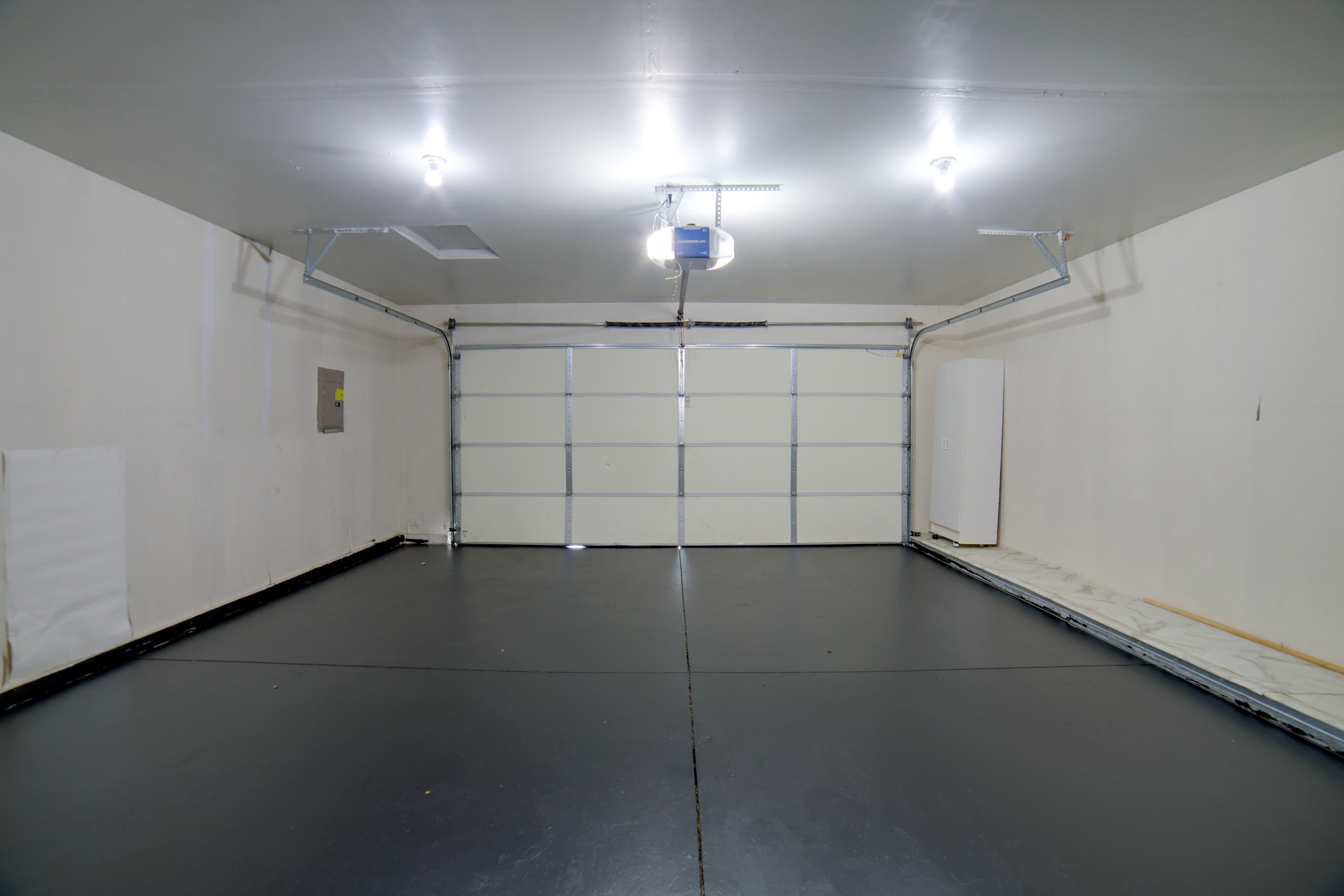 Parking | Garage (2 Vehicles)