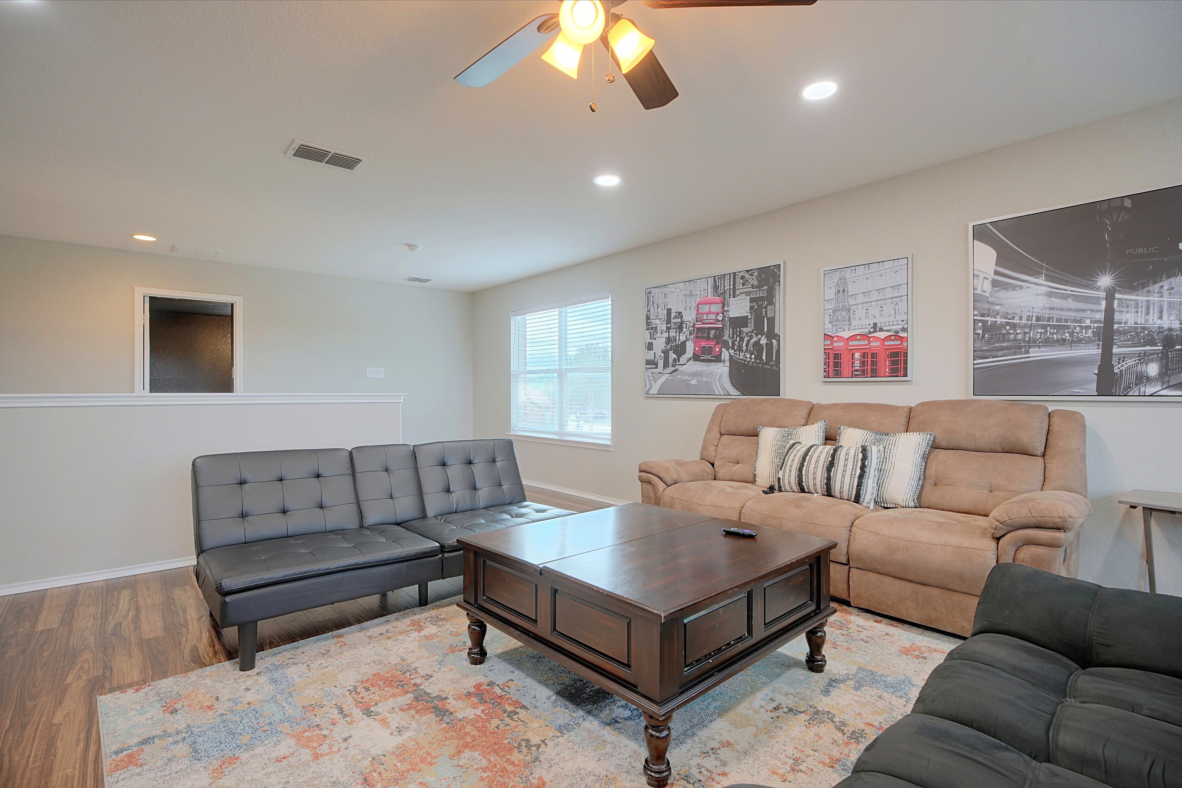 Living Room | 2nd Floor