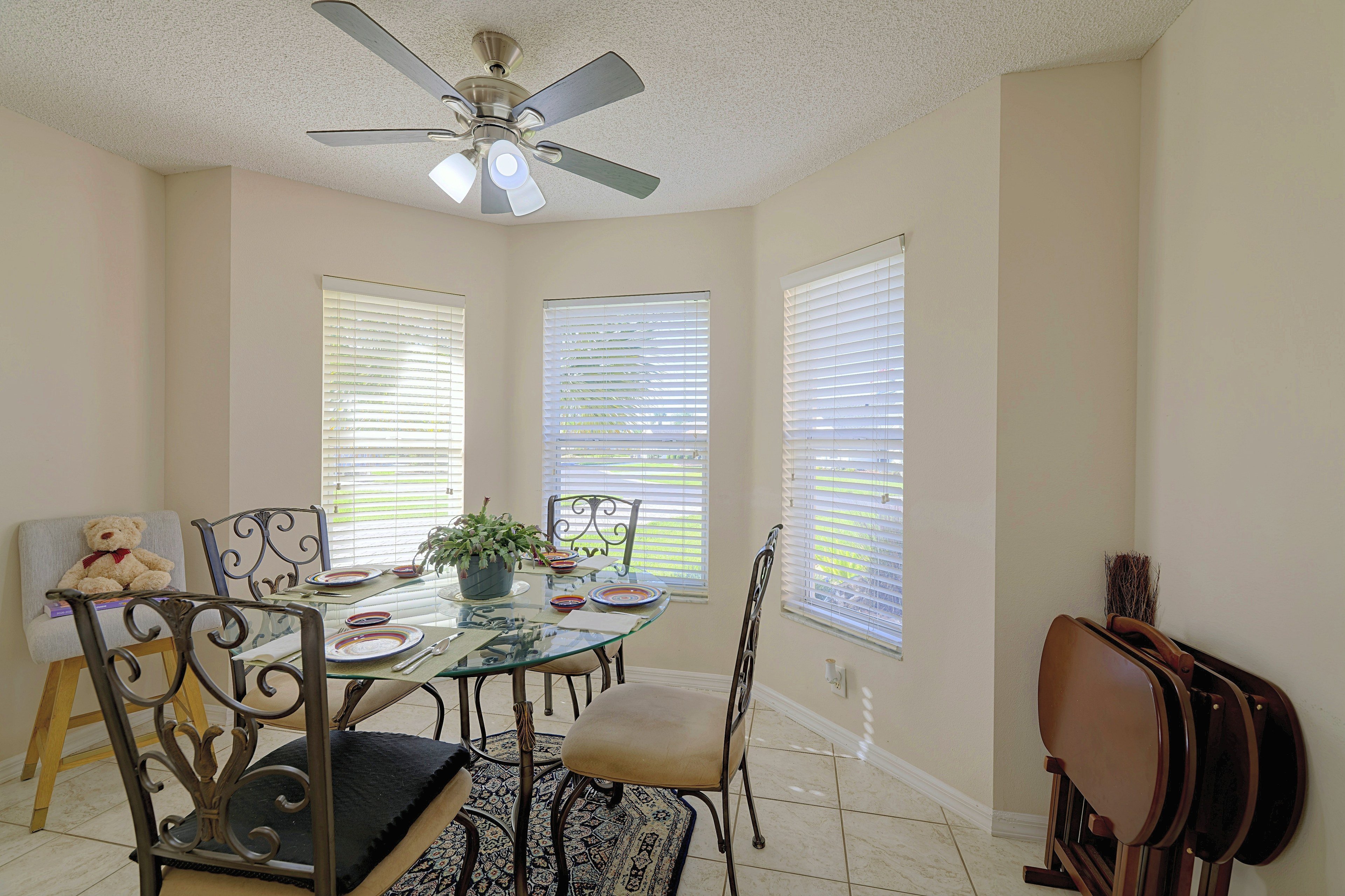 Breakfast Nook