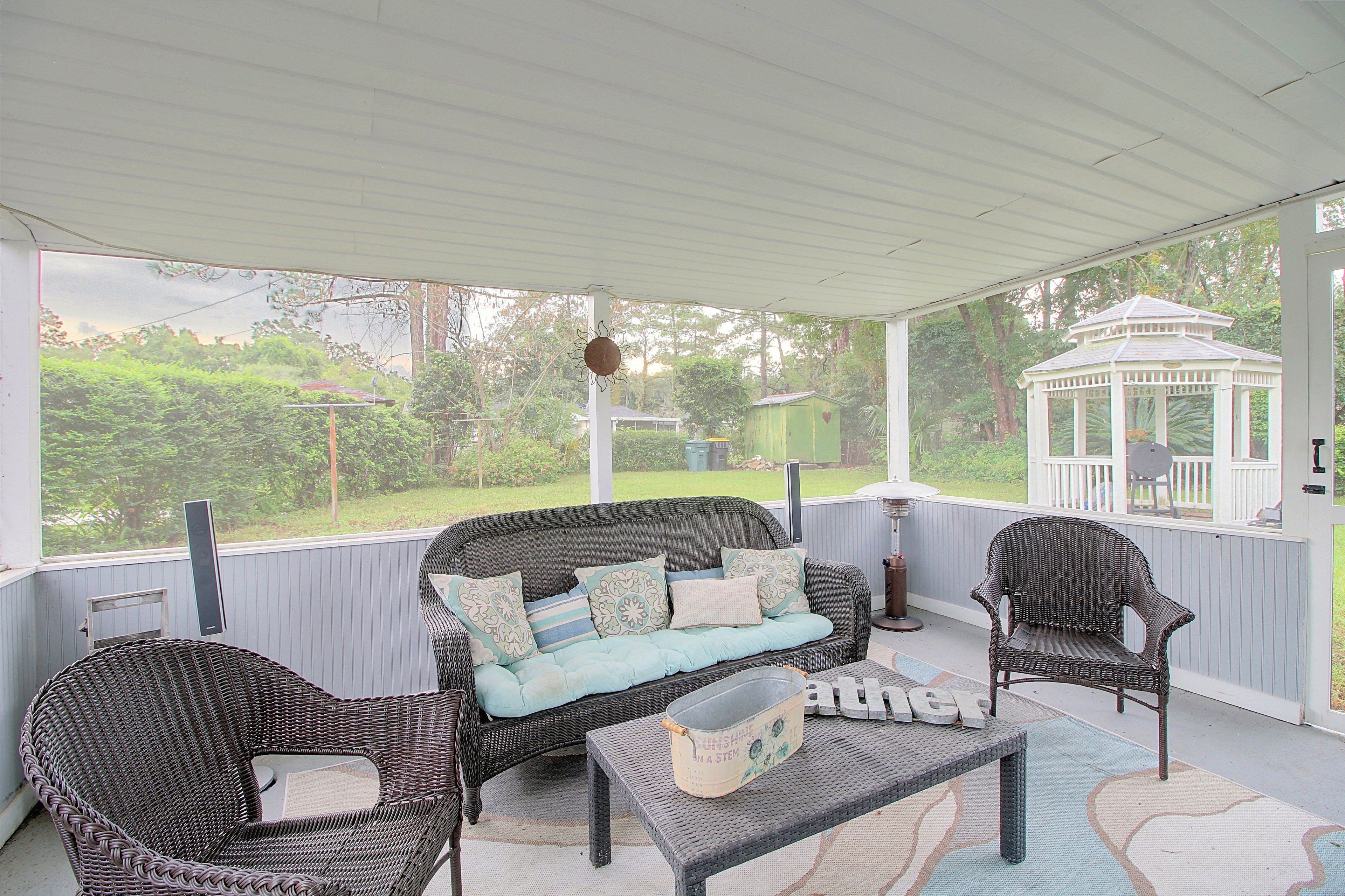 Screened-In Porch