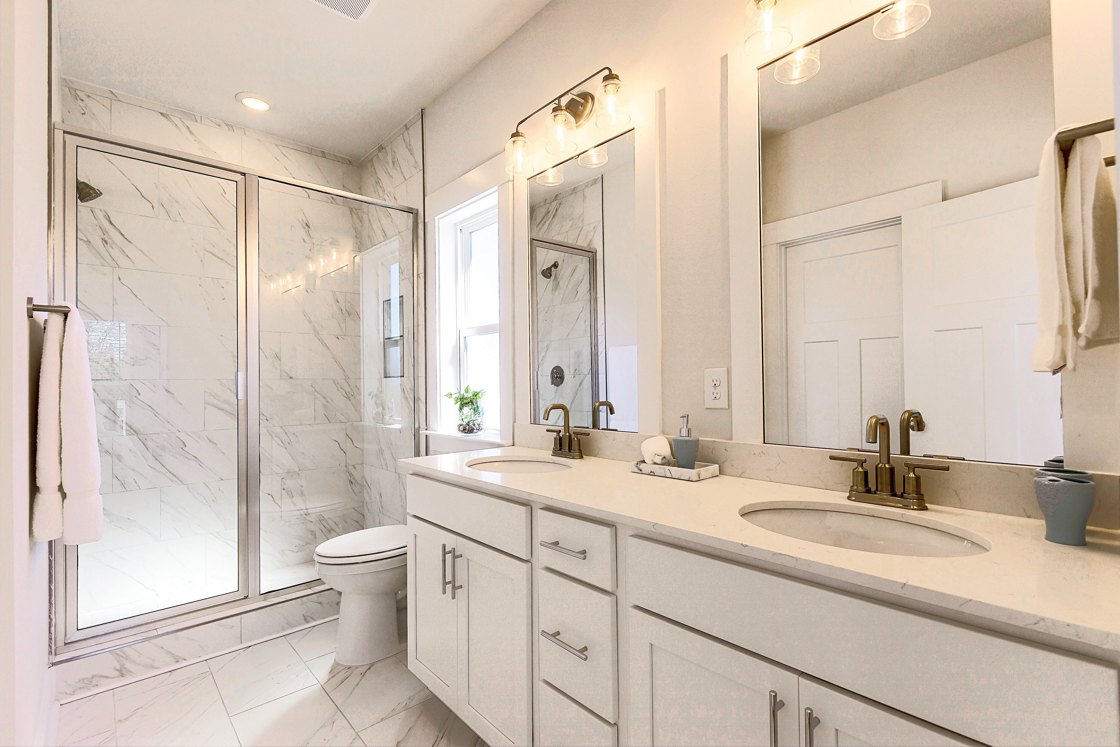 En-Suite Bathroom