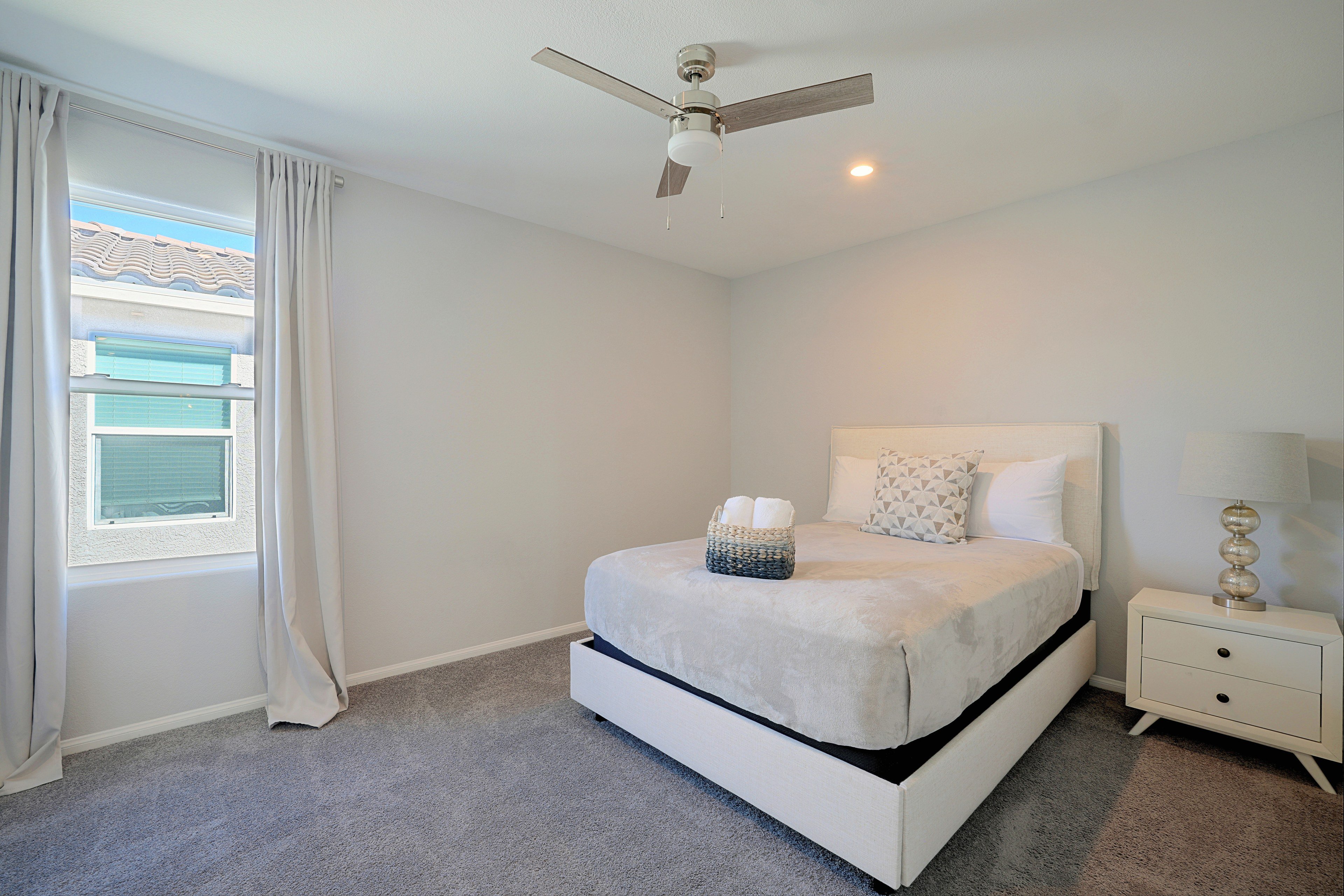 Bedroom 4 | Queen Bed