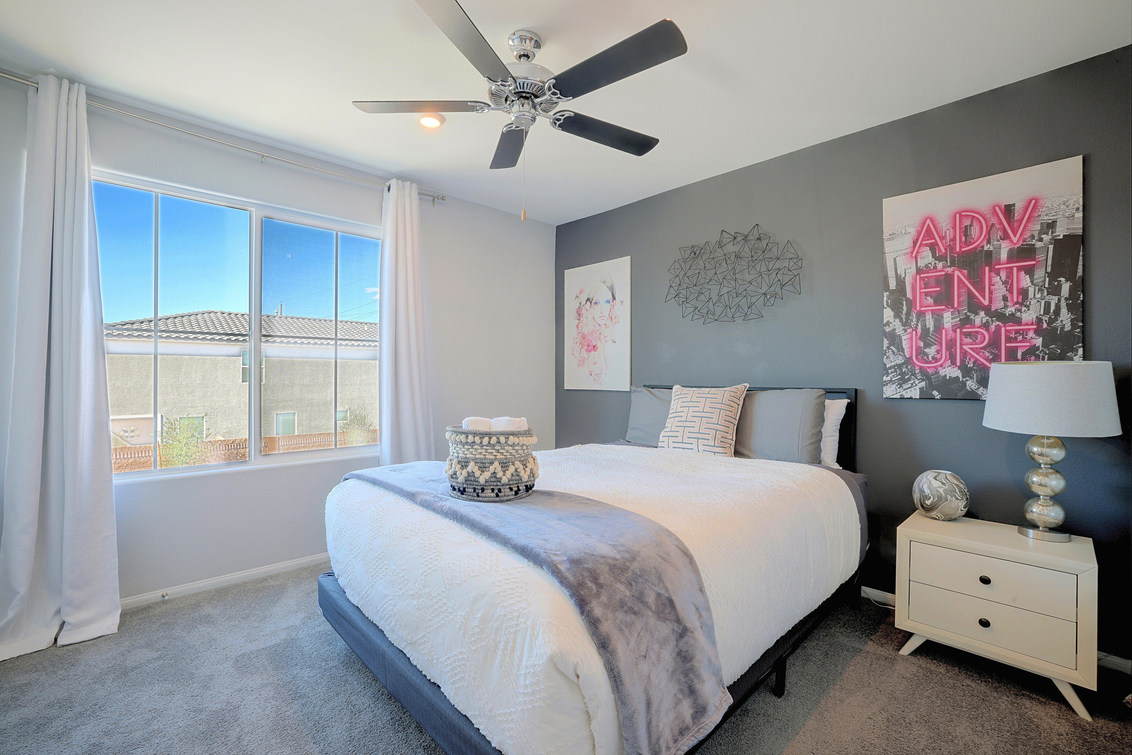 Bedroom 2 | Queen Bed