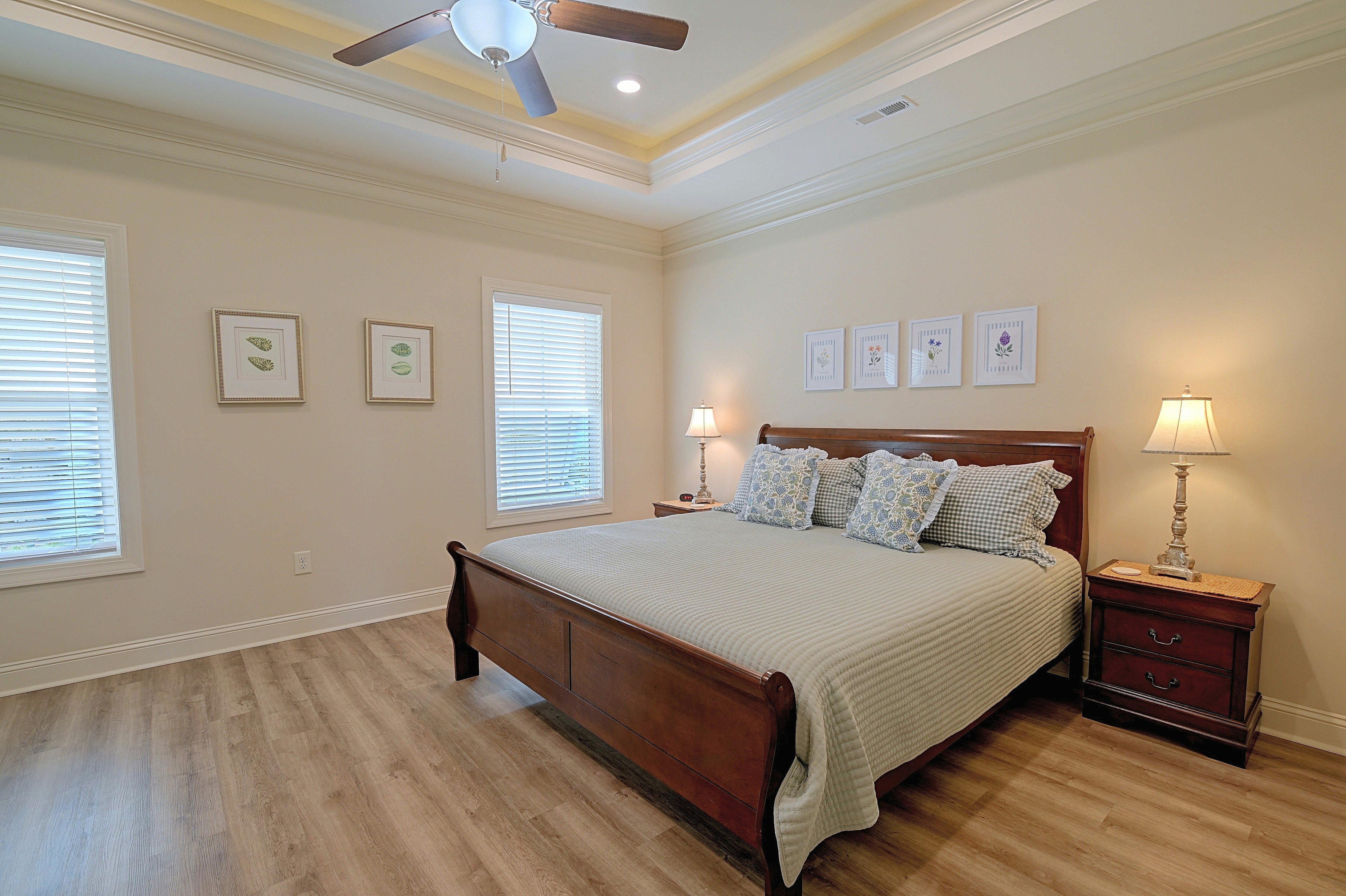 Bedroom 1 | King Bed