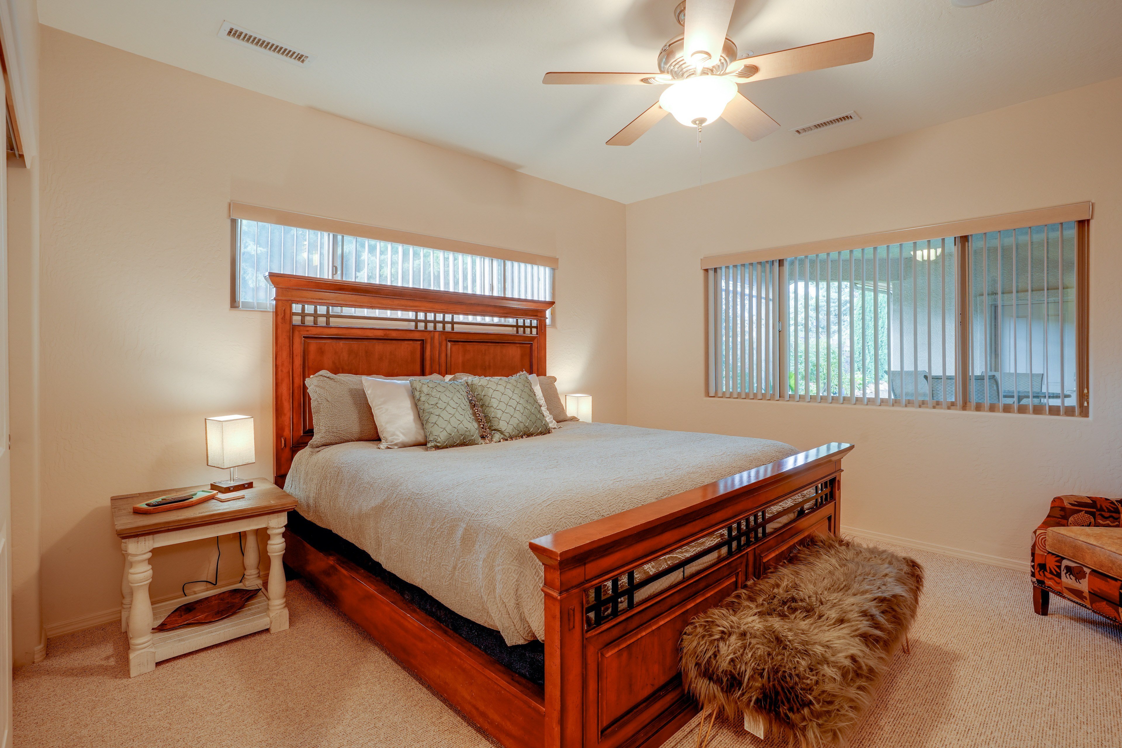 Bedroom 1 | King Bed