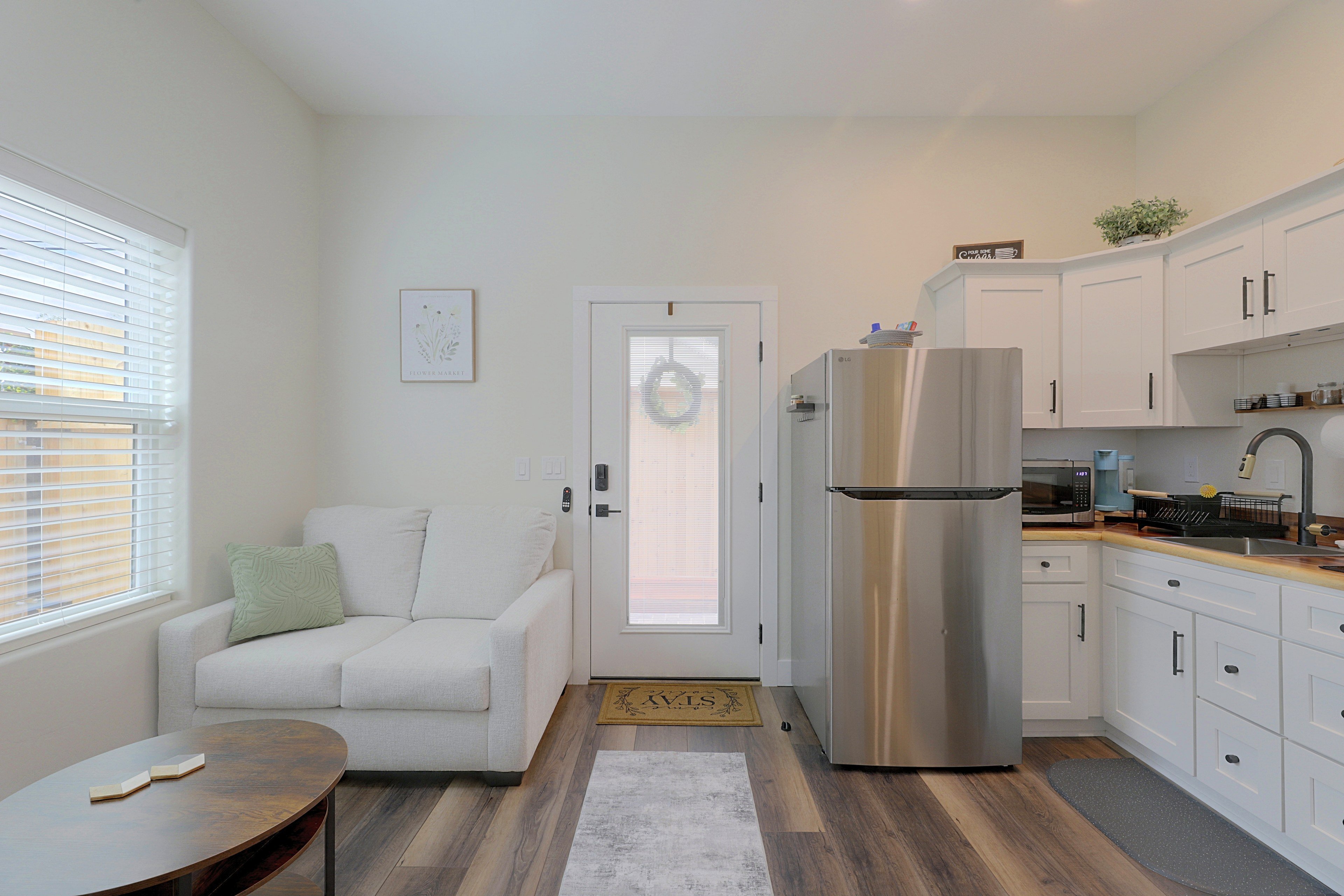 Living Room | Twin Sleeper Sofa