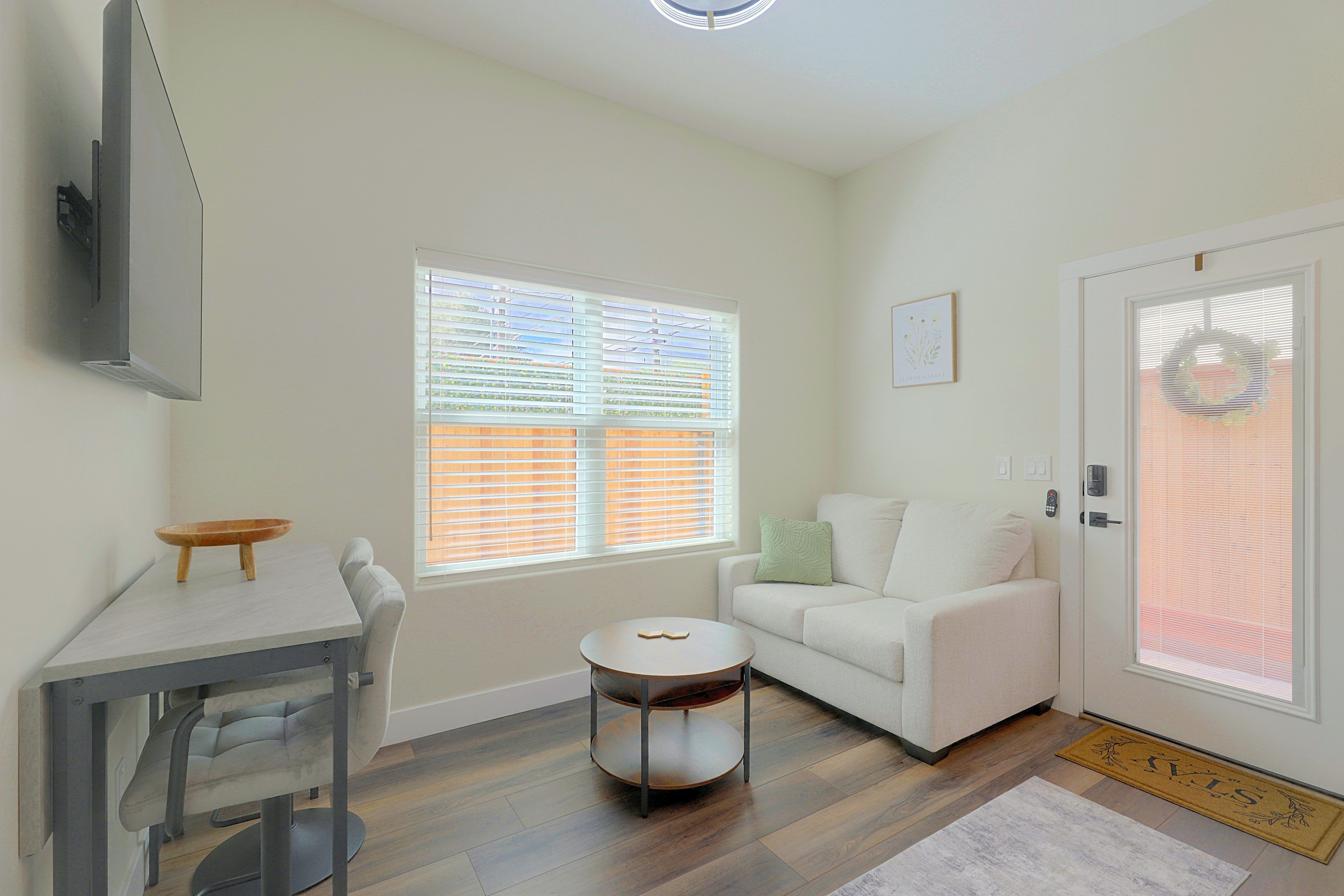 Montrose Vacation Rental | 1BR | 1BA | 400 Sq Ft