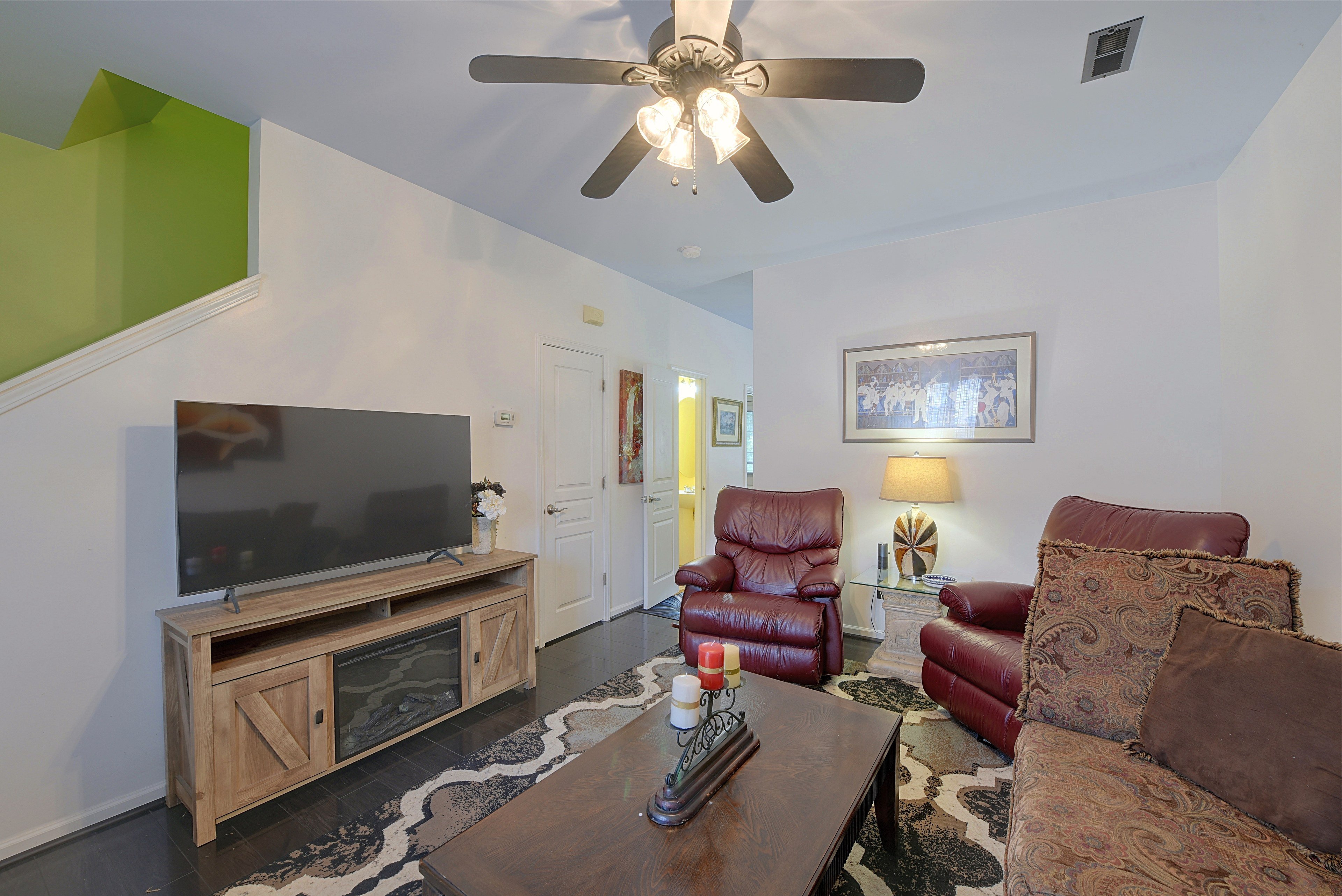Charlotte Vacation Rental | 2BR | 2.5BA | 800 Sq Ft