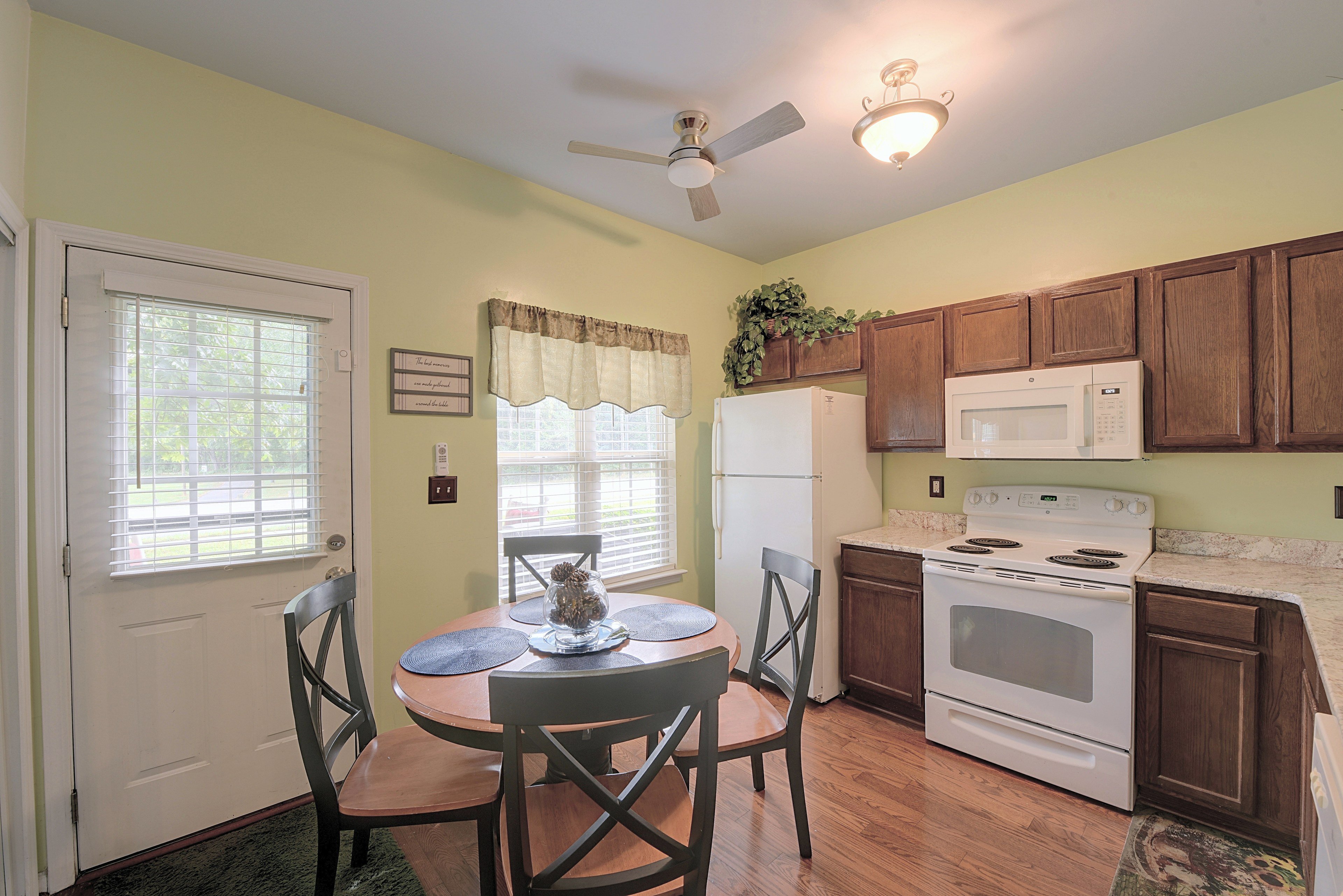 Kitchen | 1st Floor