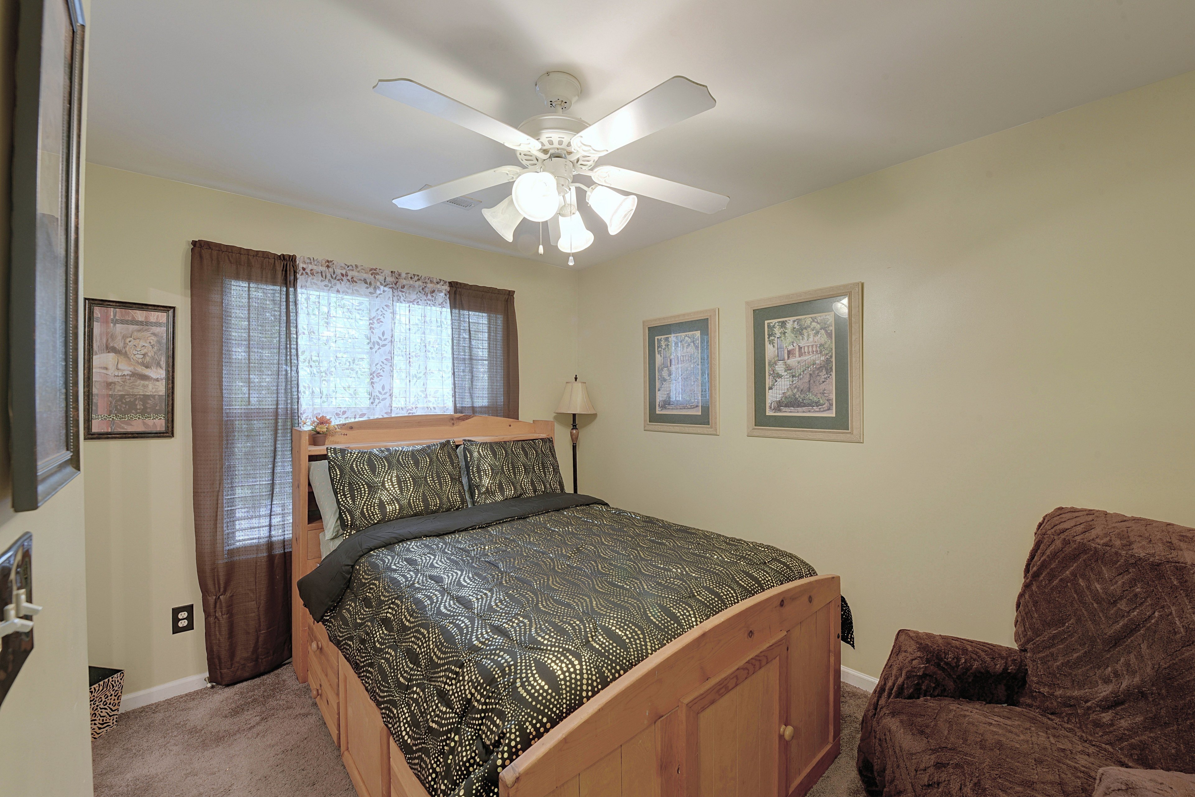 Bedroom 2 | Full Bed | 2nd Floor