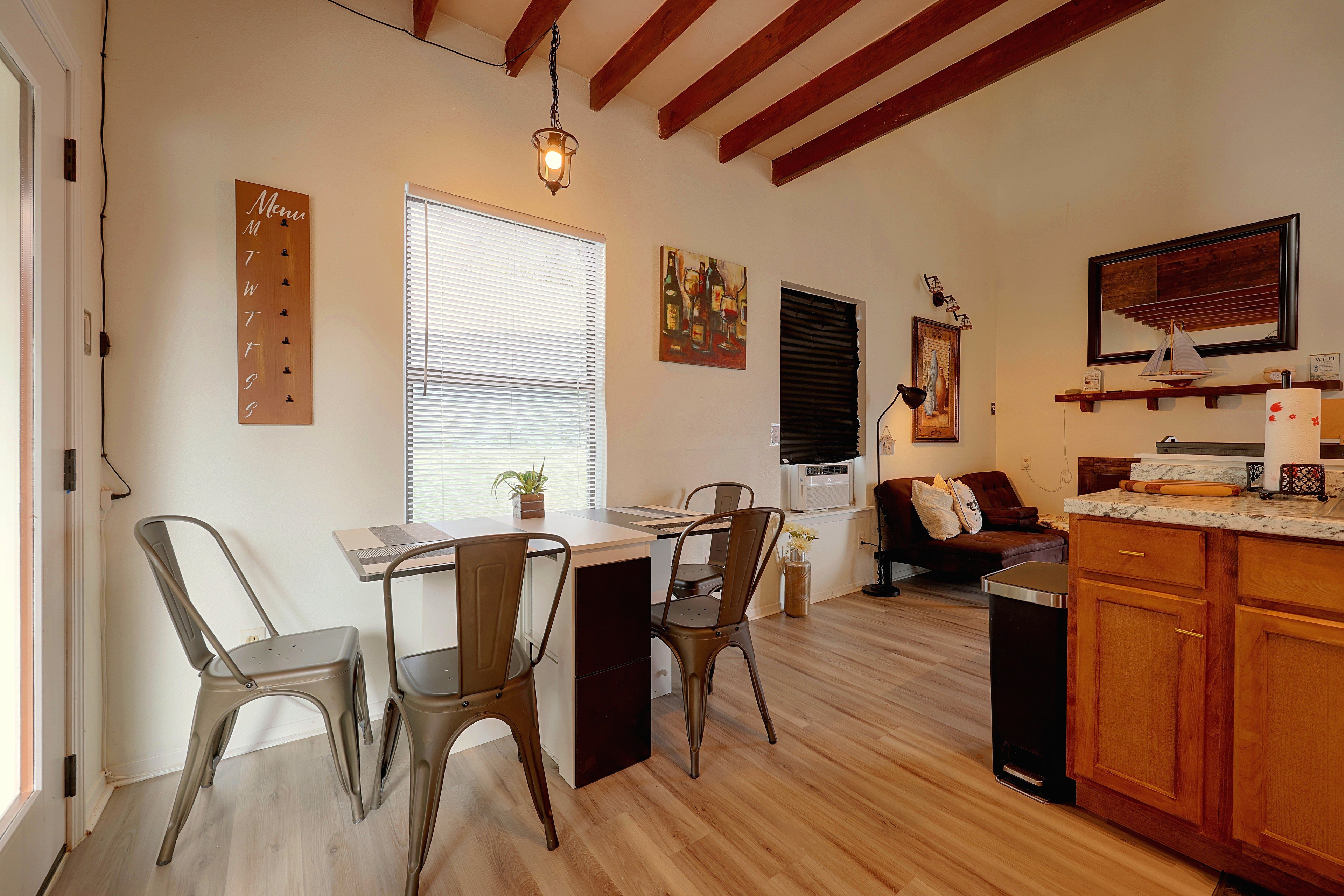 Dining Area | Dishes & Flatware Provided