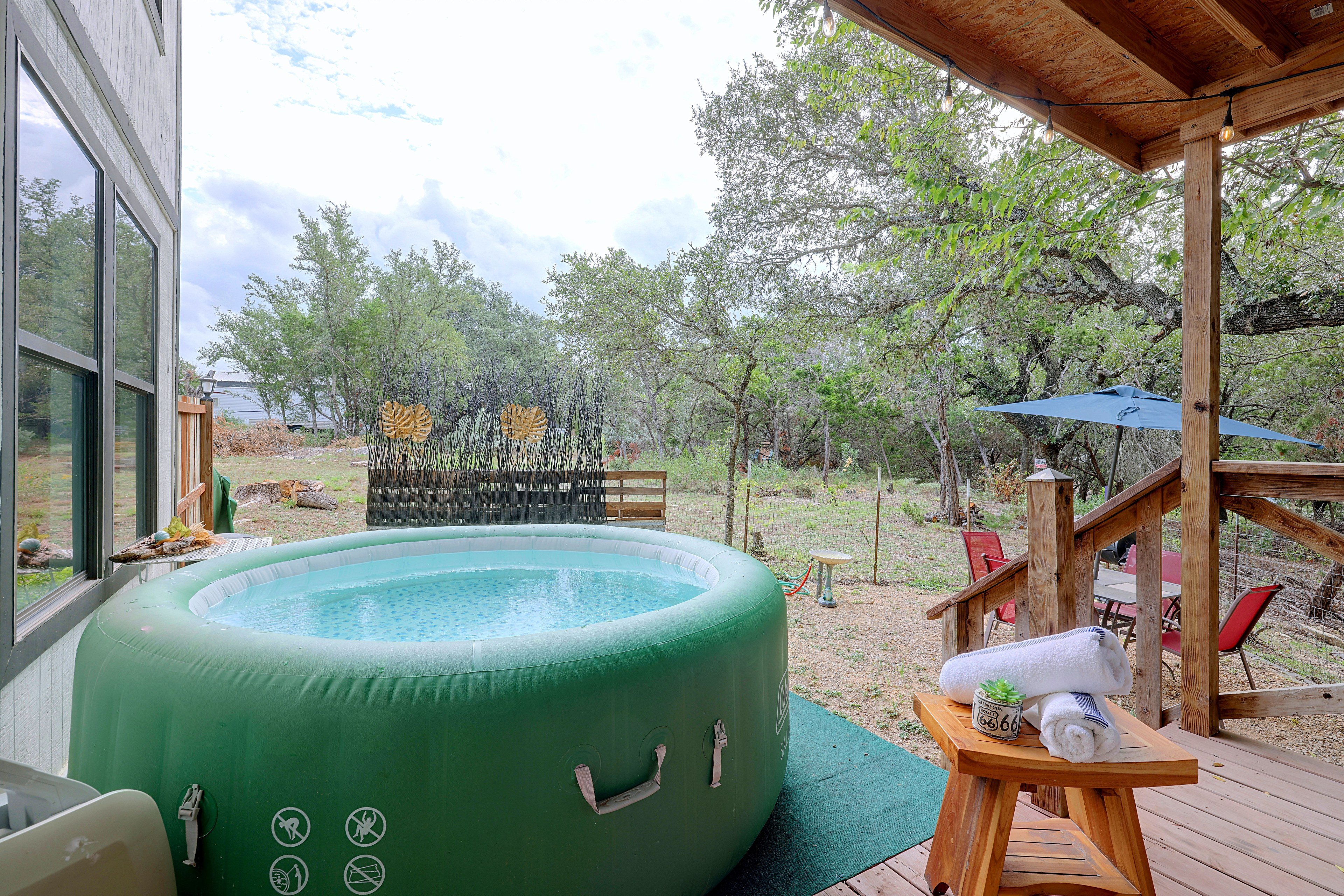 Canyon Lake Vacation Rental | 2BR | 2BA | 900 Sq Ft