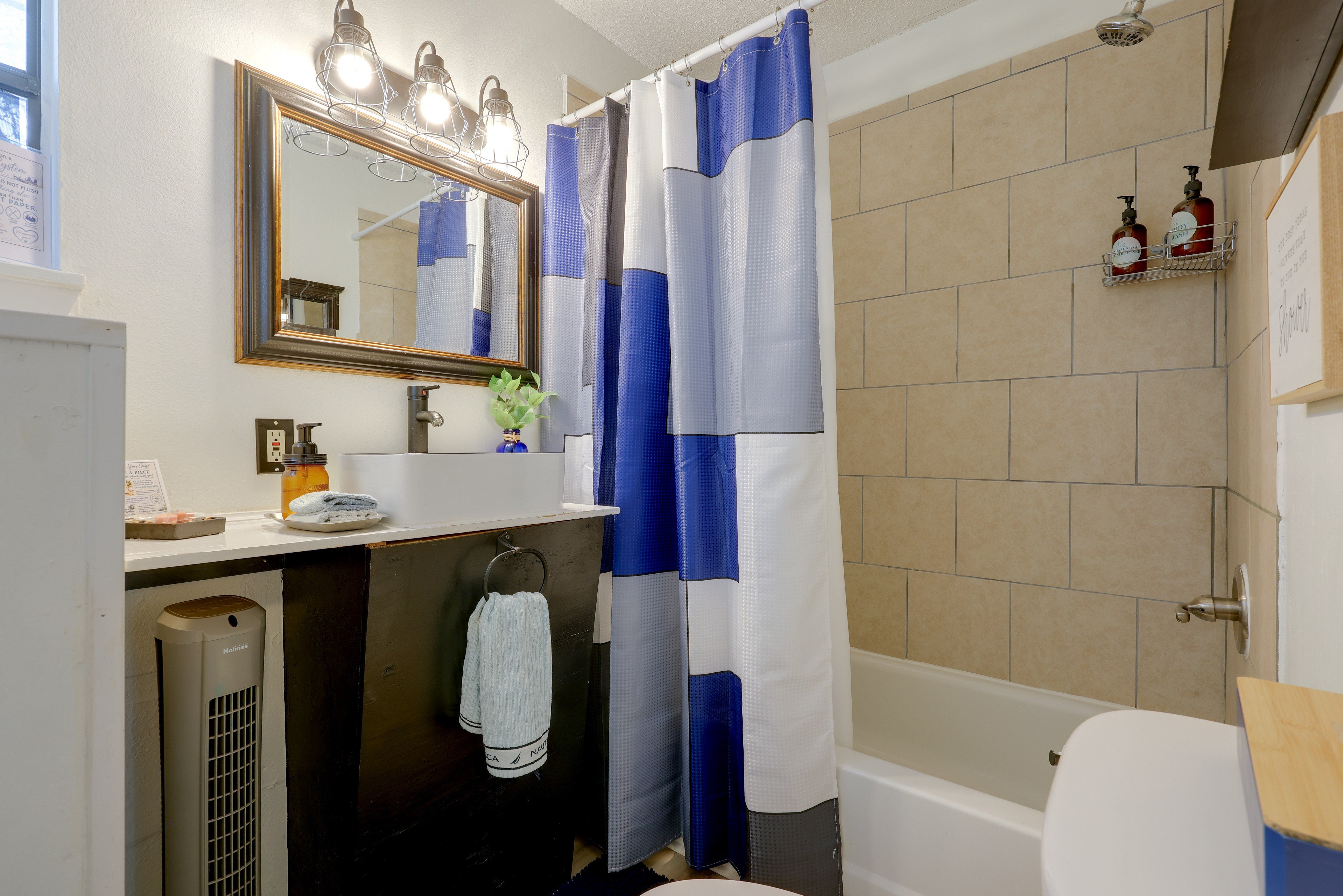 Full Bathroom