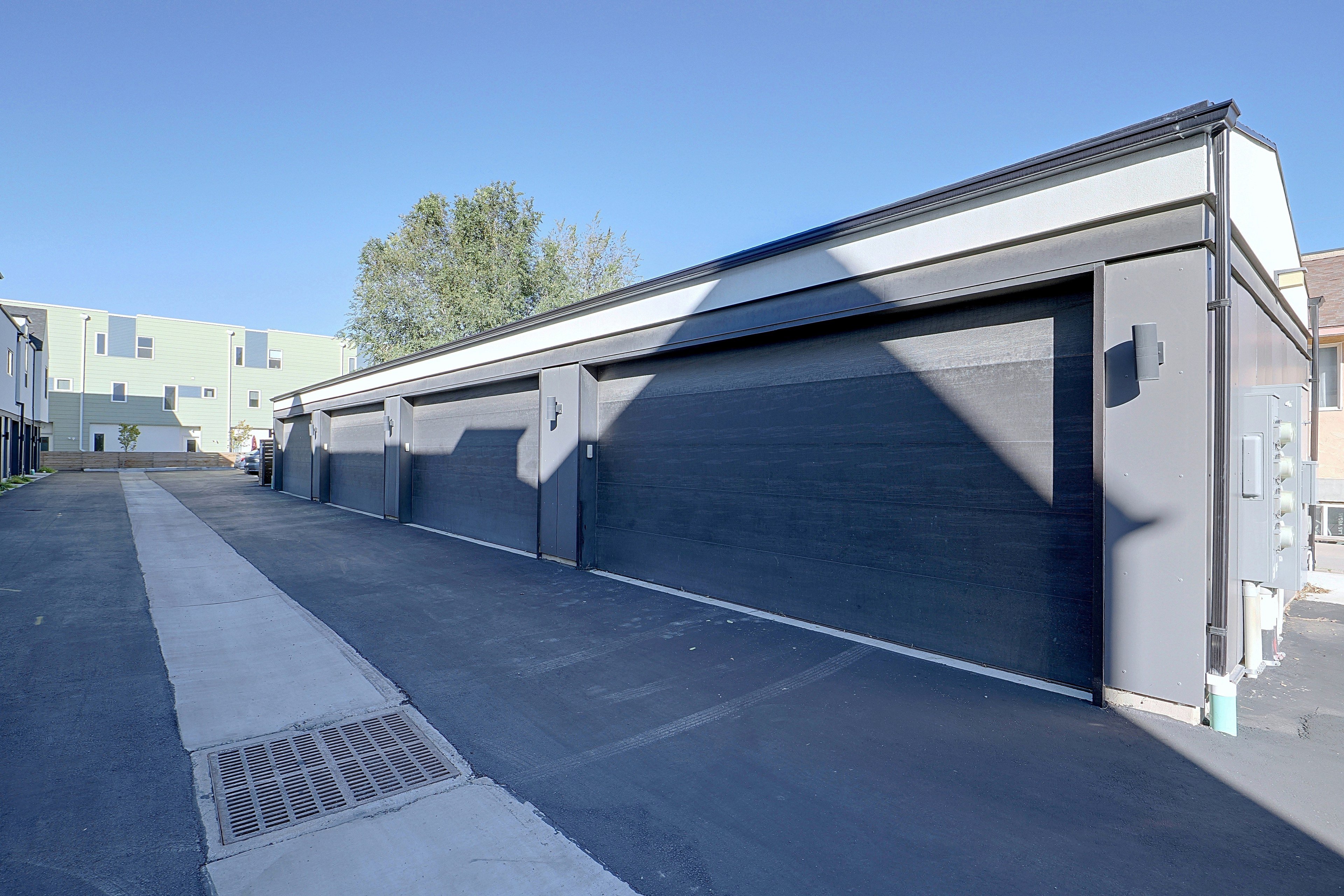 Garage Parking | 2 Vehicles