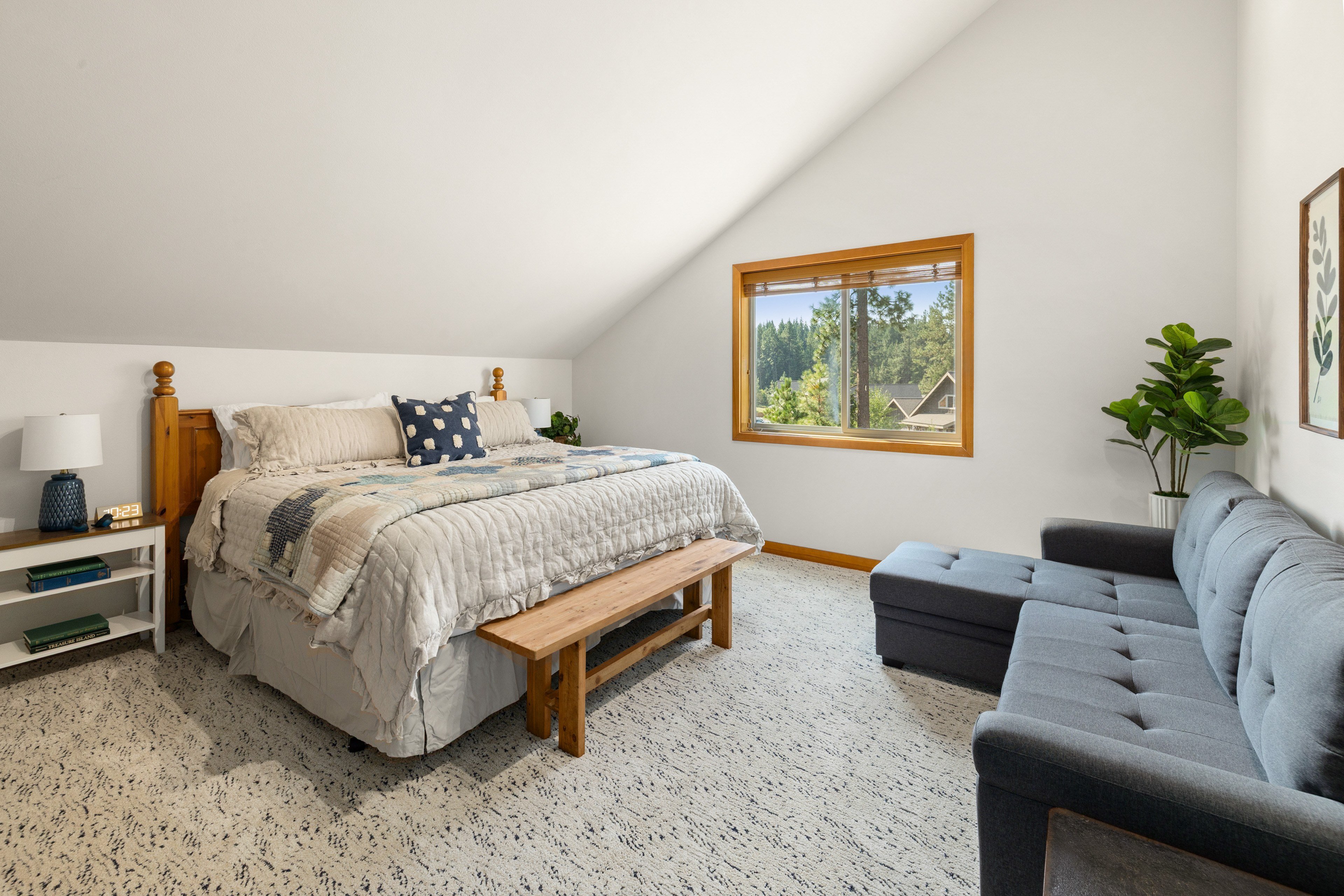 King Bed