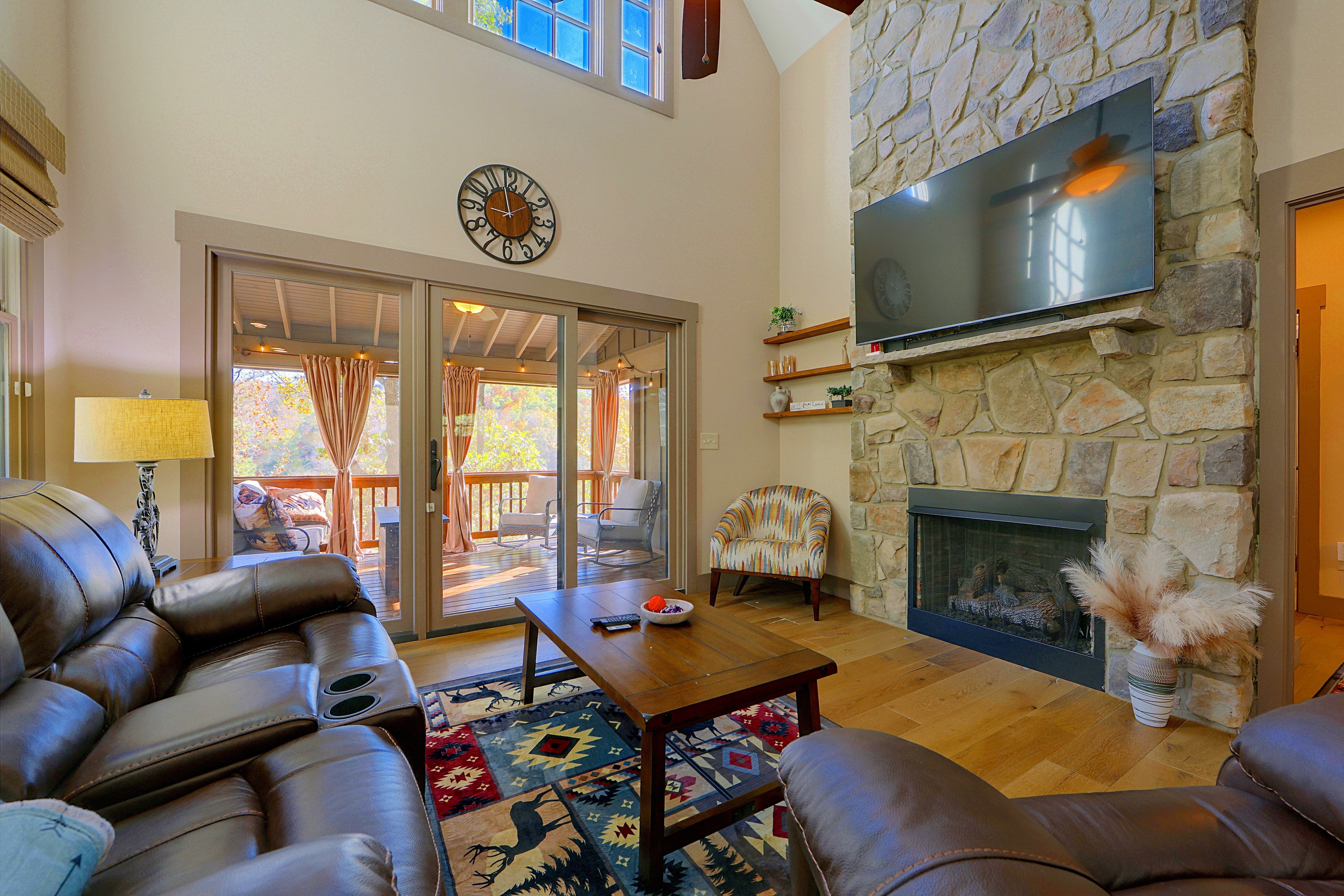 Living Room | Main Level | Smart TV