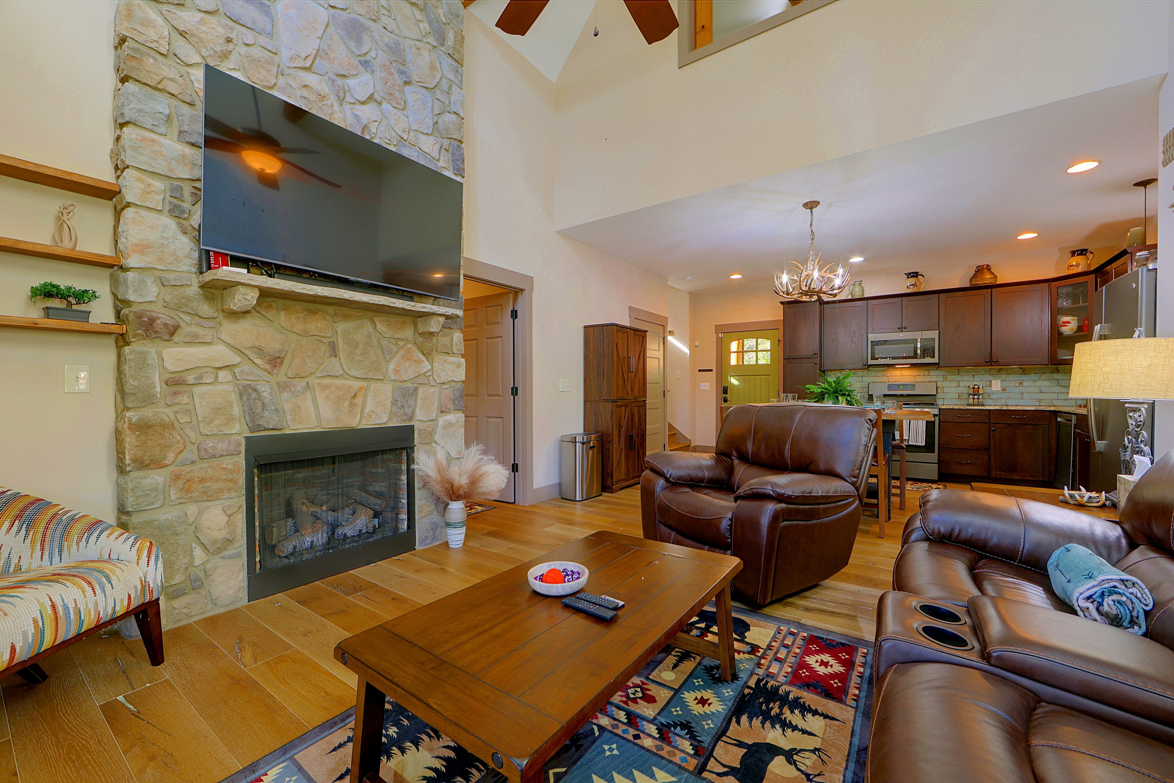 Living Room | Smart TV