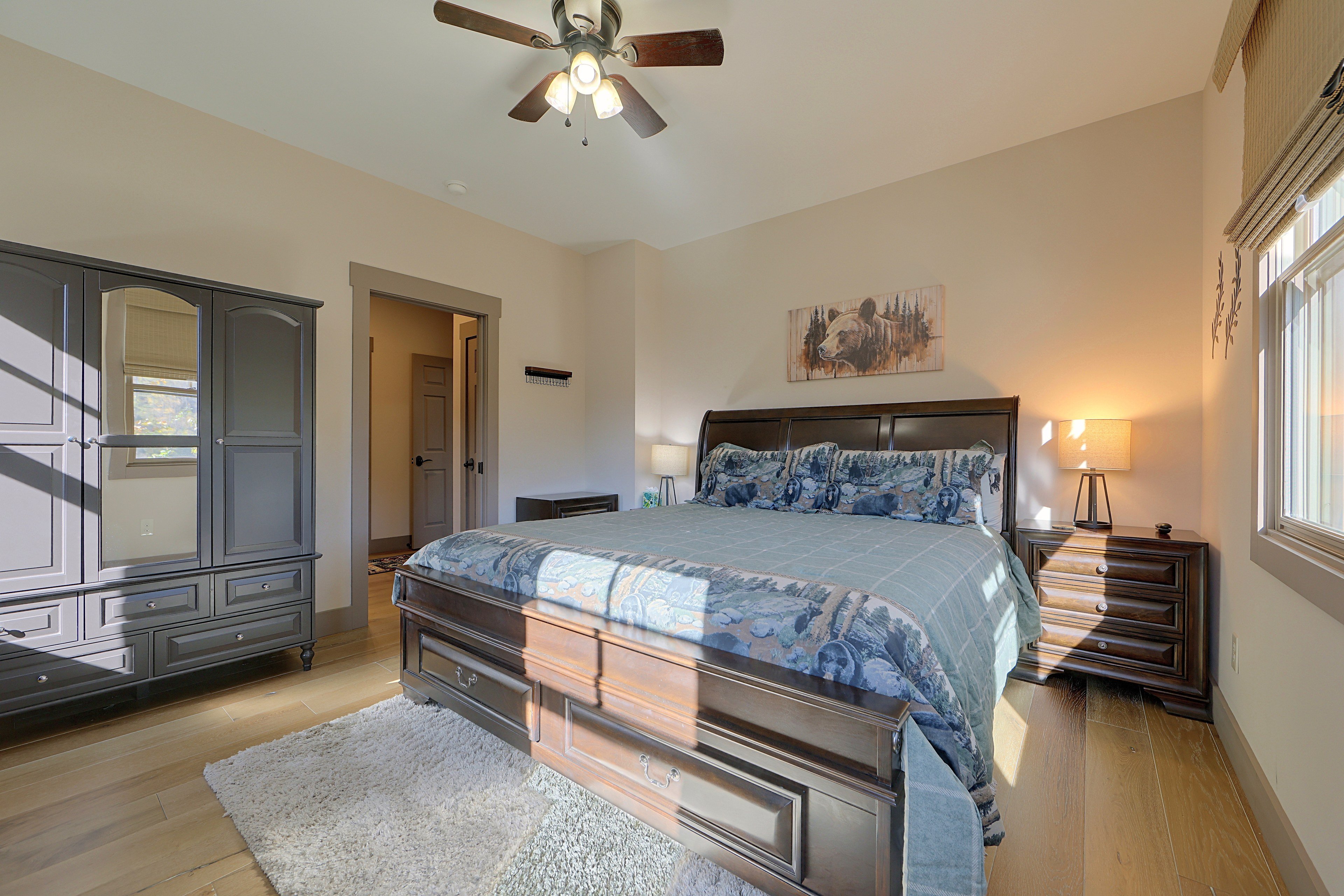 Bedroom 1 | King Bed | Main Level