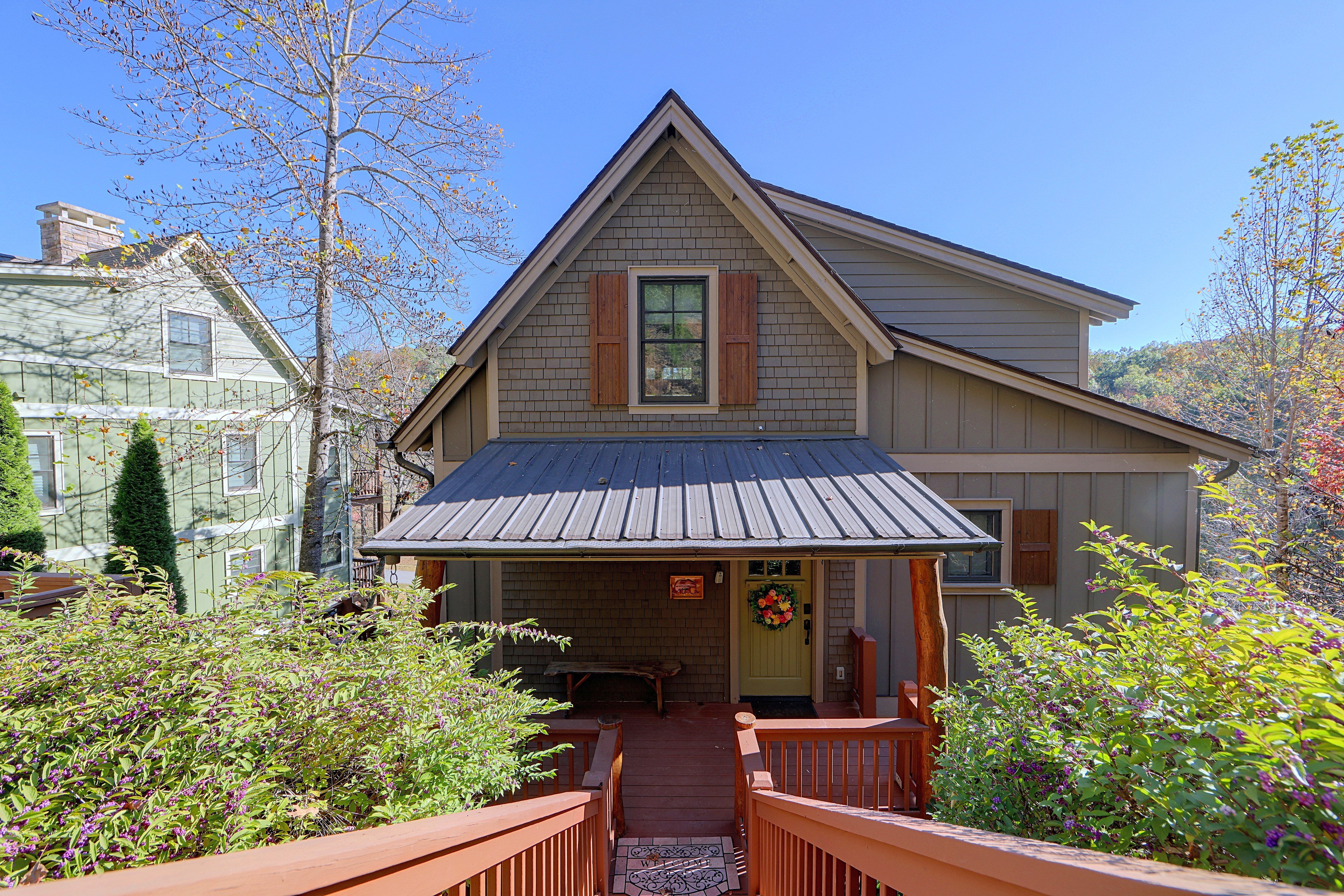 Cullowhee Vacation Rental | 3BR | 2.5BA | 1,500 Sq Ft